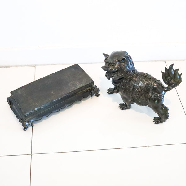 QING DYNASTY 1900 Antique Foo-Dog Sculpture In Solid Patinated Bronze
