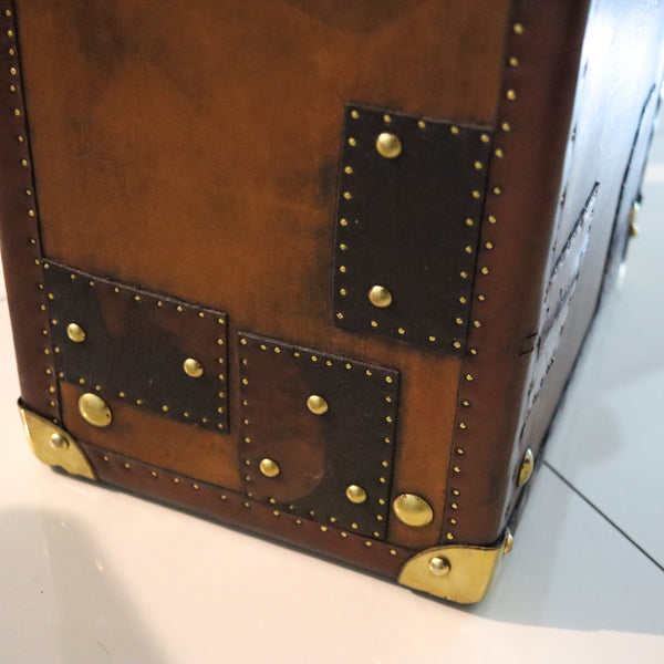 ENGLAND 1890-1900 Victorian Pair Of Army Officer Travel Chests In Leather & Bronze