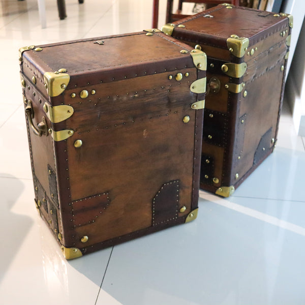 ENGLAND 1890-1900 Victorian Pair Of Army Officer Travel Chests In Leather & Bronze