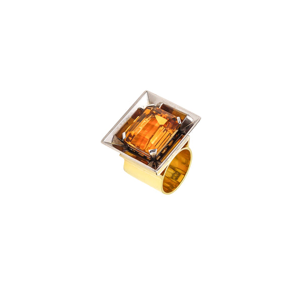 -French 1950 Retro Modernist Geometric Ring In 18Kt Gold With 23.96 Ctw Topaz