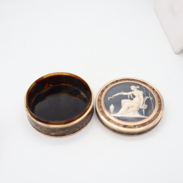PIET-JOSEPH SAUVAGE 1780 BVLGARI Paint Round Box In 18Kt Gold With Fitted Box