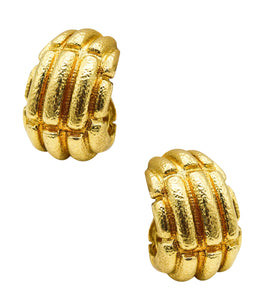 DAVID WEBB 1970 Hoops Earrings In Solid Hammered 18Kt Yellow Gold