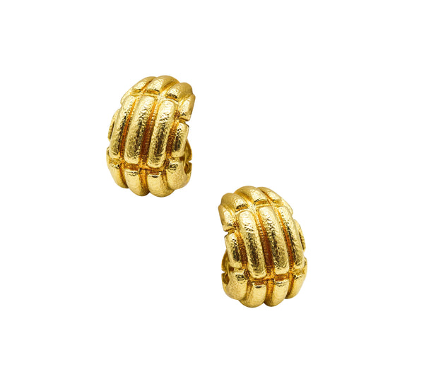 DAVID WEBB 1970 Hoops Earrings In Solid Hammered 18Kt Yellow Gold