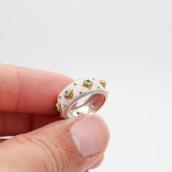MARIO BUCCELLATI Milano Baroque Ring In Two Tones of 18Kt Gold With Emeralds