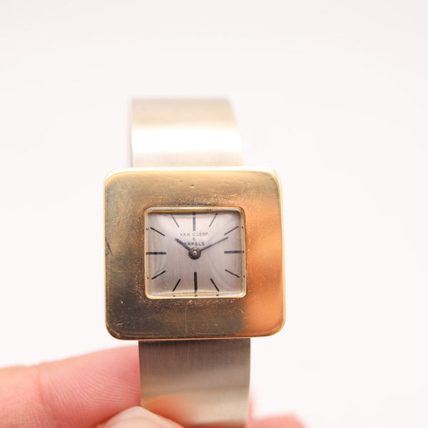 VAN CLEEF & ARPELS Uti Paris 1980 Cuff Bracelet Square Wristwatch In 18Kt Gold