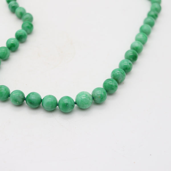 ART-DECO 1930 Graduated Jadeite Green Jade Necklace Sautoir In Platinum & Diamonds
