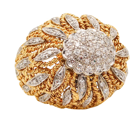 ITALIAN 1960 Mid Century Bombe Cocktail Ring In 18Kt Gold With 70 White Diamonds