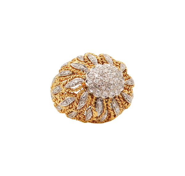 ITALIAN 1960 Mid Century Bombe Cocktail Ring In 18Kt Gold With 70 White Diamonds