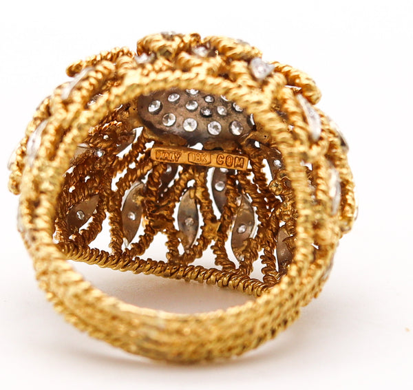 ITALIAN 1960 Mid Century Bombe Cocktail Ring In 18Kt Gold With 70 White Diamonds