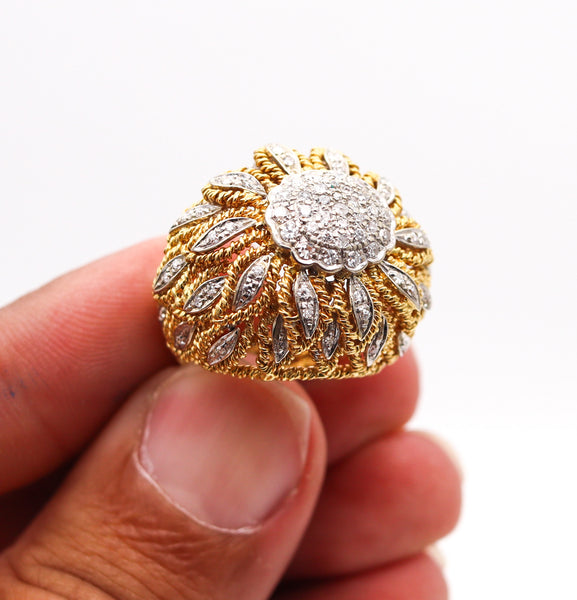ITALIAN 1960 Mid Century Bombe Cocktail Ring In 18Kt Gold With 70 White Diamonds