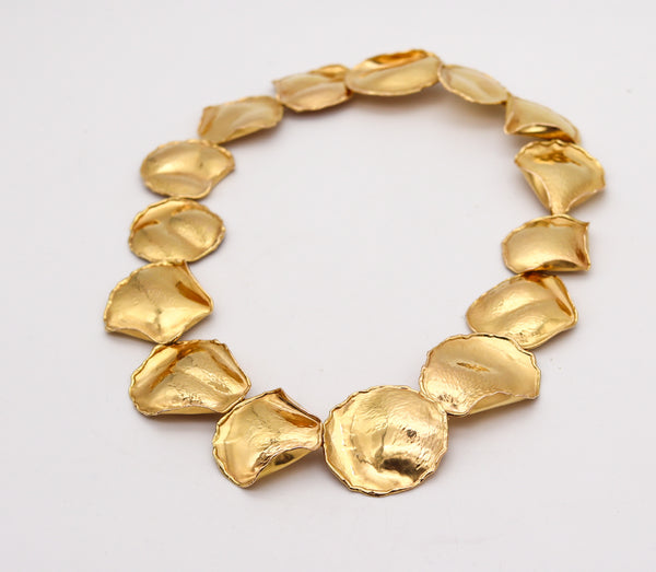 TIFFANY & CO. 1979 By Angela Cummings Petals Necklace in 18Kt Yellow Gold