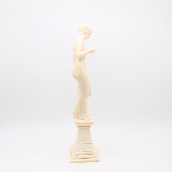 CONTINENTAL 19th Century Antique Carved Sculpture Of Standing Naked Venus