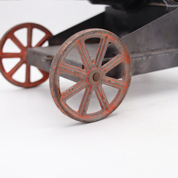 TOY CANNON 1920 Pre-War Conestoga Big Bang In Painted Steel & Iron