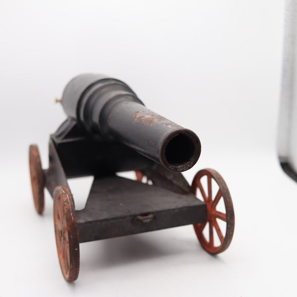 TOY CANNON 1920 Pre-War Conestoga Big Bang In Painted Steel & Iron