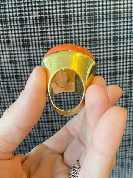 LIBERTY & CO. 1978 Massive Cocktail Ring In 18Kt Gold With 126.80 Cts Coral