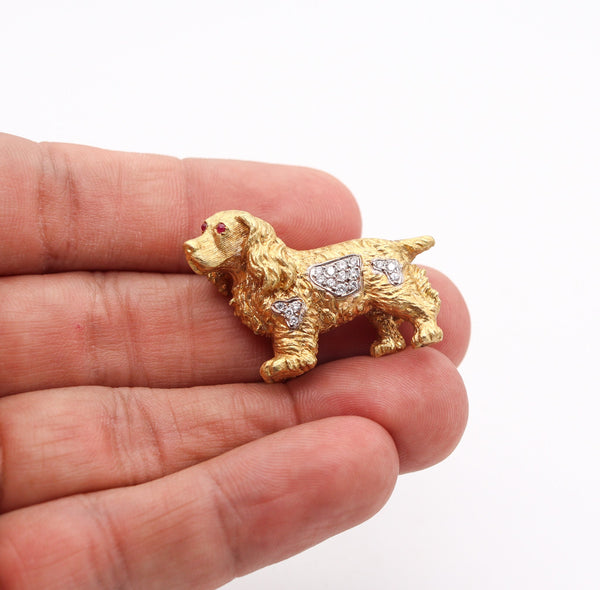 ITALIAN 1960 Dog Brooch In Solid  18Kt Yellow Gold With Diamonds And Rubies