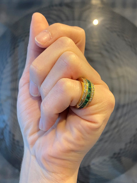 -Marie Therese Walker Convertible Eternity Ring In 18Kt Gold With 5.13 Cts Diamonds Sapphires Emeralds