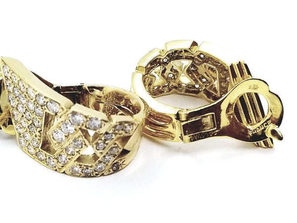 VAN CLEEF & ARPELS, 1970 PARIS 18 KT GOLD EARRINGS WITH  4.50 CT DIAMONDS.