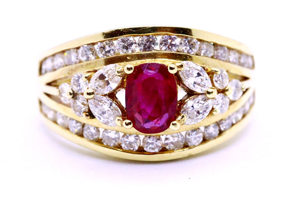 RUBY & DIAMONDS CLASSICAL 14 KT GOLD RING