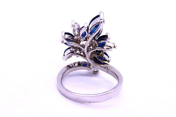 SAPPHIRES AND DIAMONDS CLASSICAL 18 KT WHITE GOLD RING