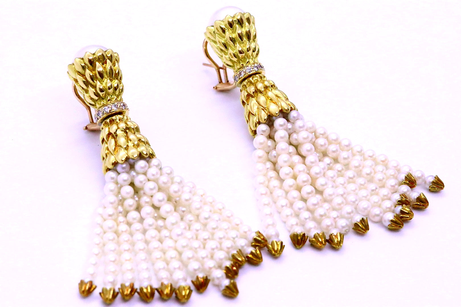 CASSIS PEARLS AND DIAMONDS 18 KT YELLOW GOLD TASSEL EARRINGS