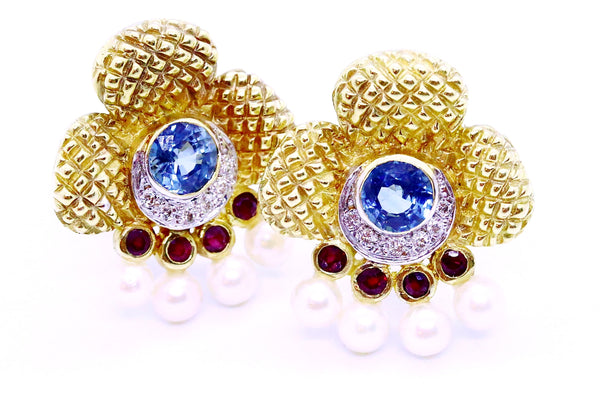 UNUSUAL 18 KT EARRINGS WITH 4.04 Ctw SAPPHIRE, RUBY & PEARLS