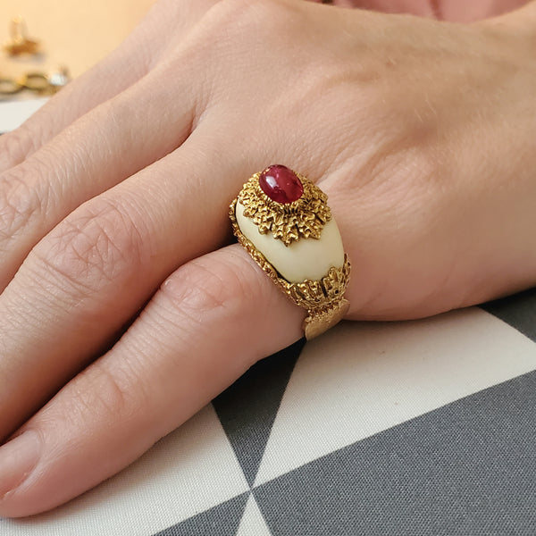 *Buccellati 1970 Milano Cocktail Ring in 18 Kt Yellow Gold With 1.81 Cts Burmese Ruby