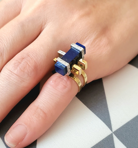 Jack Gutschneider 1960 Geometric Ring In 14Kt Gold With VS Diamonds And Lapis Lazuli