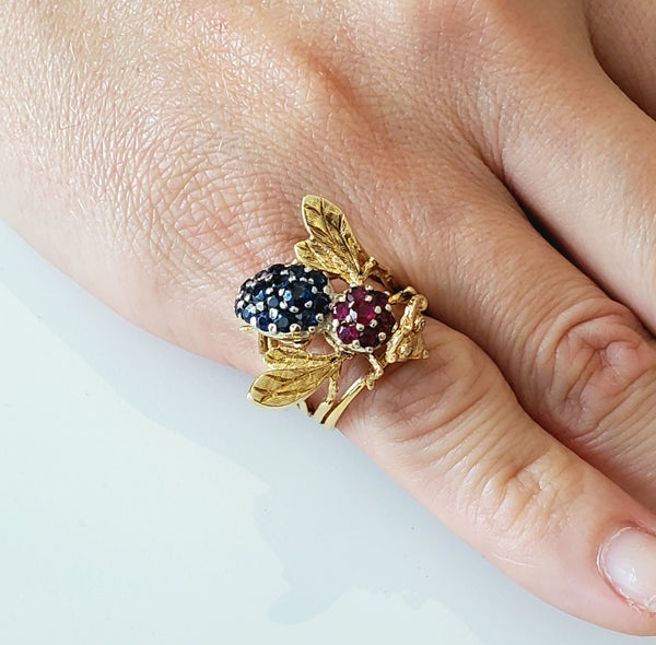Herbert Rosenthal 1960 Jeweled Bee Ring In 14Kt Yellow Gold With 2.83 Cts In Gemstones