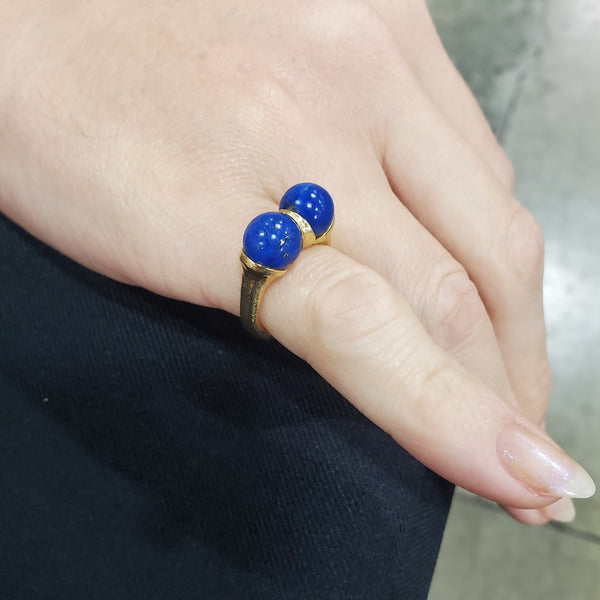Modernist Sculptural Greek Ring In Hammered 18Kt Yellow Gold With Lapis Lazuli