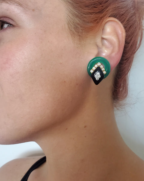 Van Cleef & Arpels 1970 Clips Earrings In 18Kt Gold With 2.20 Ctw Diamonds Onyx And Chrysoprase