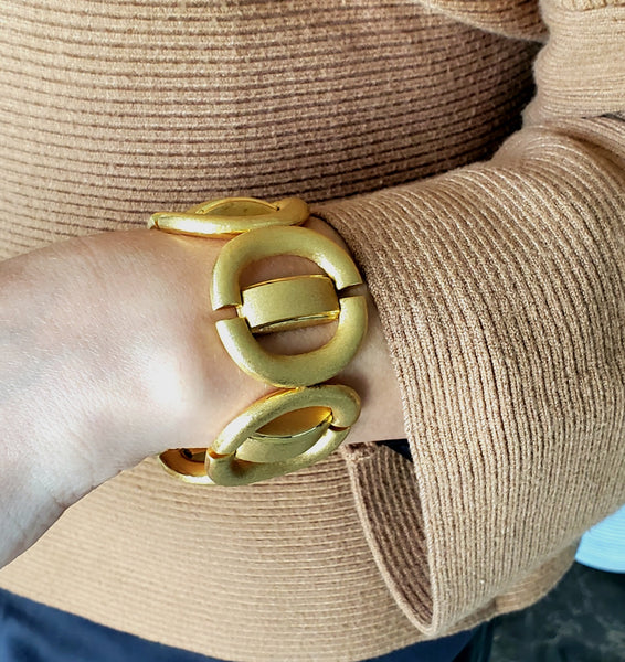 Modernist 1970 Geometric Bold Bracelet In Brushed 18Kt Yellow Gold