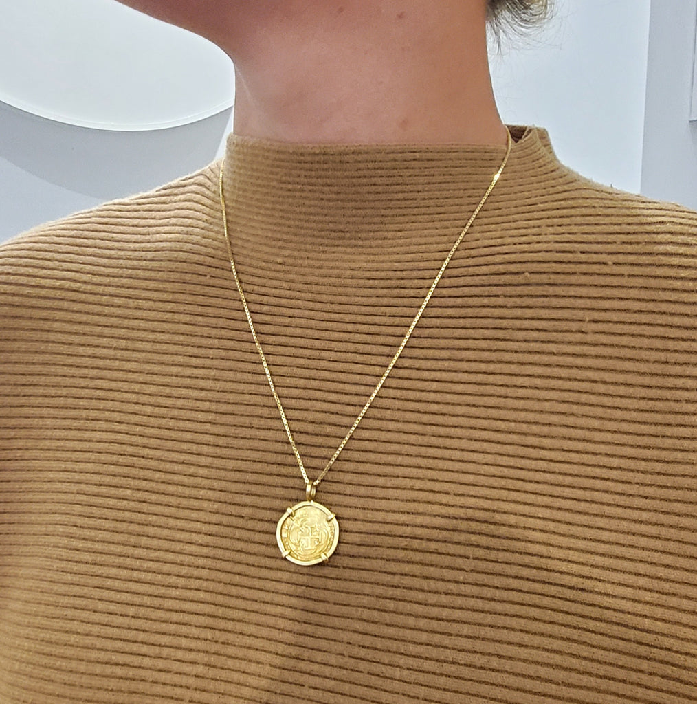 -Spanish Treasure Gold Coin Of Escudo 1516-1556 Mount In An 18Kt Gold  Frame - Main Image