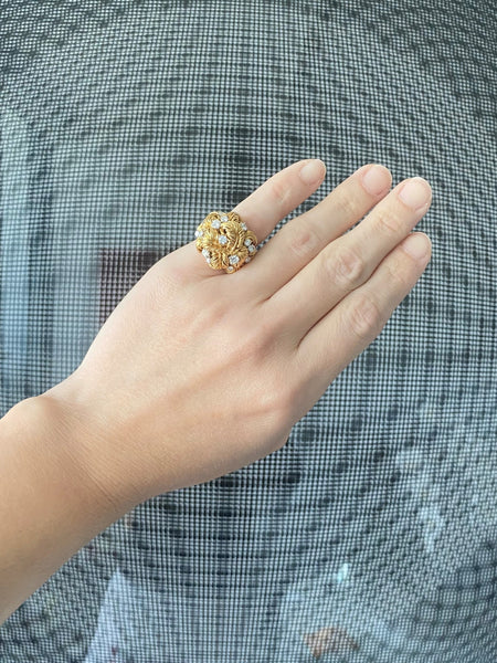 Van Cleef & Arpels 1960 Paris Cocktail Ring In 18Kt Gold And Platinum With 1.76 Cts Diamonds