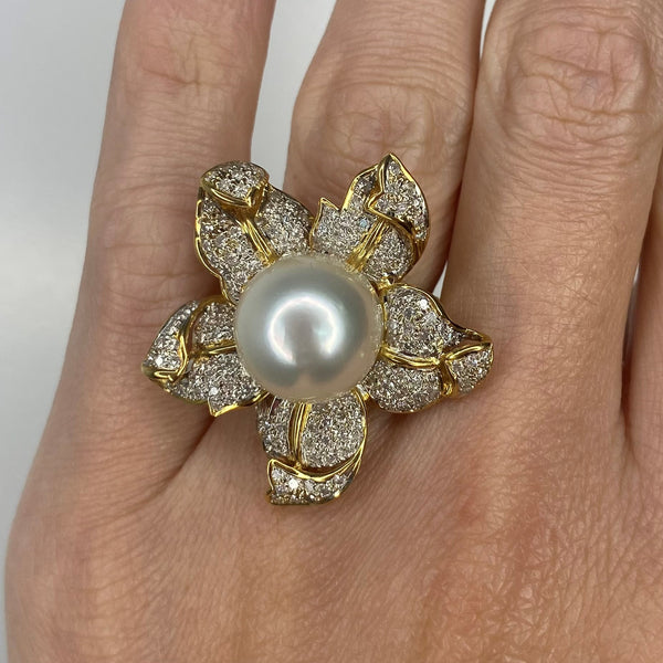 Contemporary South Sea Pearl Cocktail Ring In 18Kt Yellow Gold With 1.77 Ctw In Diamonds