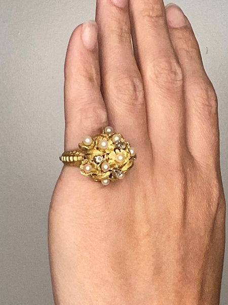 Mid Century 1950 Post War Cocktail Ring In 18Kt Gold Platinum With Pearls And Diamonds