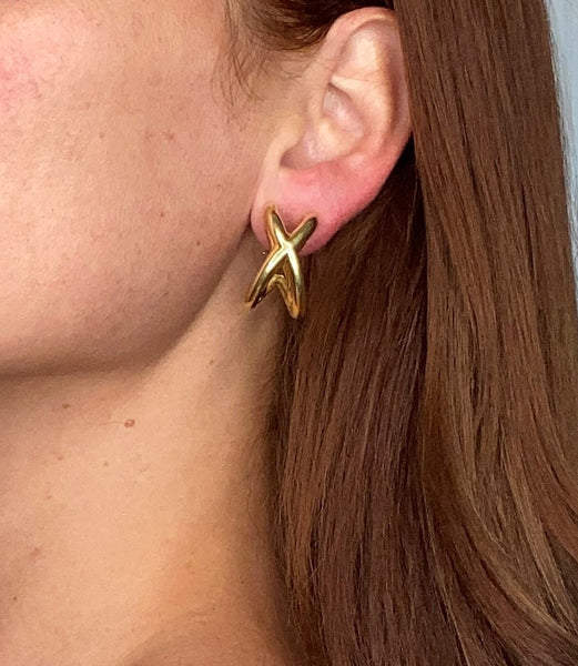 Tiffany Co 1976 By Donald Claflin Crisscross Double X Earrings In Solid 18Kt Yellow Gold