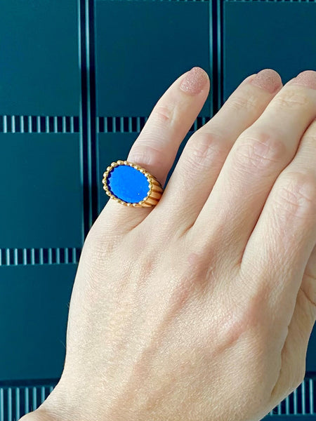 Italian Tartelette Signet fluted Ring In 18Kt Yellow Gold With 7.74 Cts Blue Lapis Lazuli