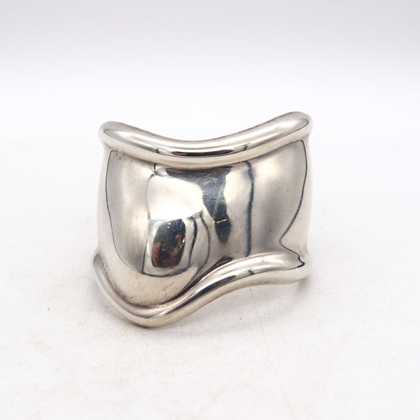 *Tiffany & Co 1978 by Elsa Peretti Rare vintage medium right bone cuff in sterling silver