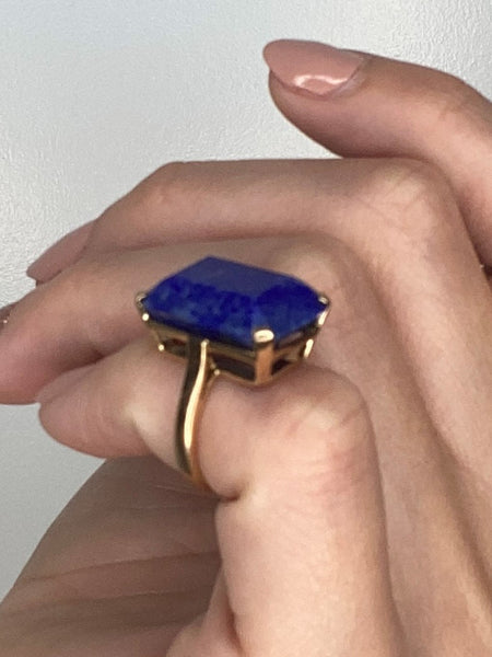 Mellerio Dits Meller Paris Gem Set Retro Ring In 18Kt Yellow Gold With Lapis Lazuli