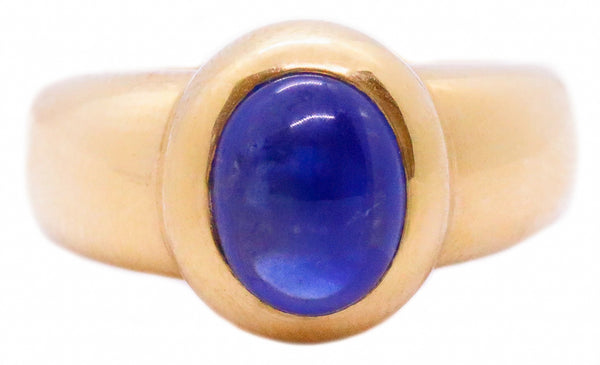 SOLID 18 KT RING WITH 3.79 CARATS BLUE SAPPHIRE CABOCHON