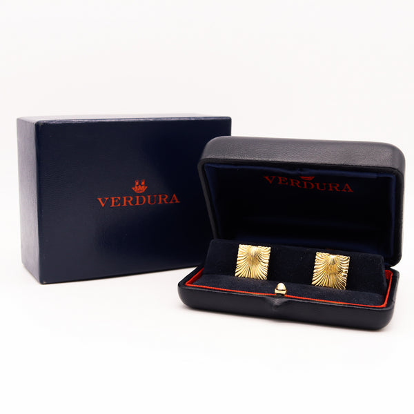 Verdura Milan 1941 Iconic Baroque Shell Cufflinks In Solid 18Kt Yellow Gold
