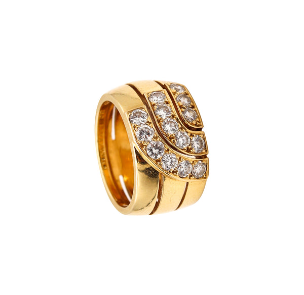 *Cartier Paris Cocktail Ring in 18 Kt Yellow Gold with 1.45 Cts in VS Diamonds