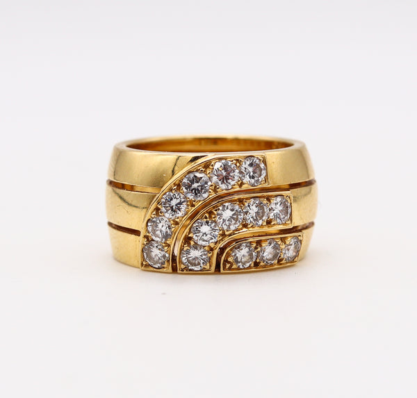 *Cartier Paris Cocktail Ring in 18 Kt Yellow Gold with 1.45 Cts in VS Diamonds