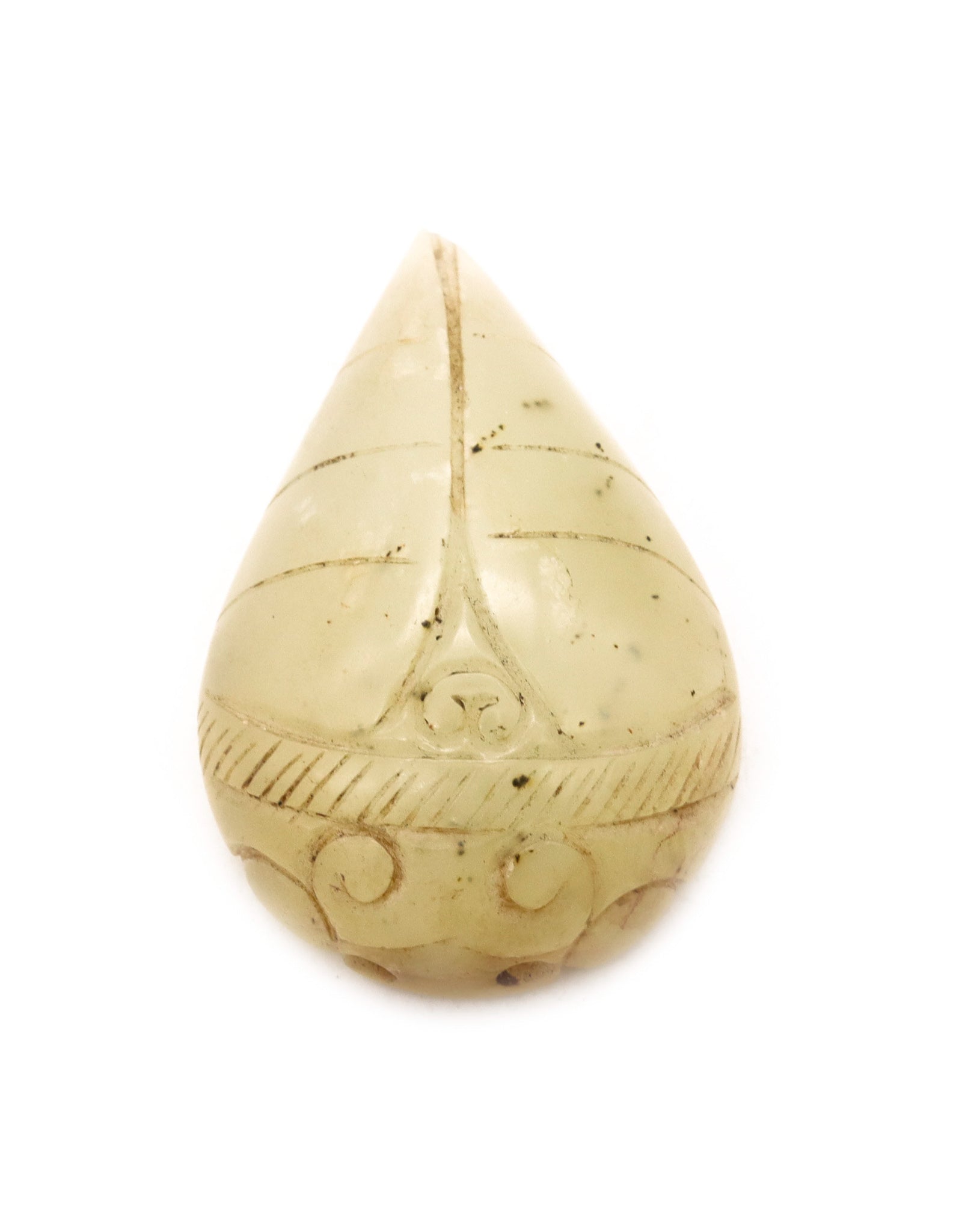 CHINA QING DYNASTY 18th CENTURY CARVED CICADA IN JADEITE WHITE JADE