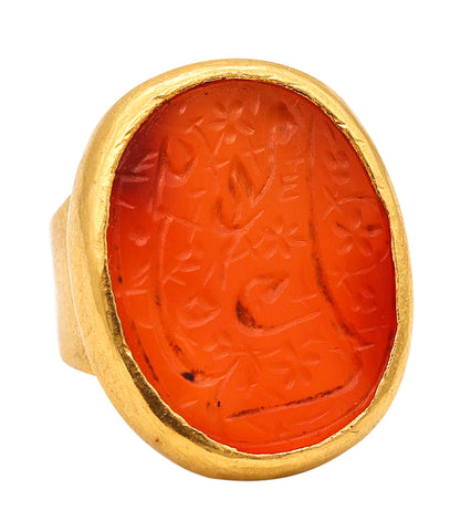 Ancient Seal Ring In Hammered 18Kt Yellow Gold With Carved Carnelian Intaglio