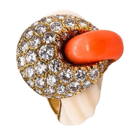 Van Cleef And Arpels 1970 Cocktail Ring In 18Kt Gold With 2.52 Cts In Diamonds And Carved Corals