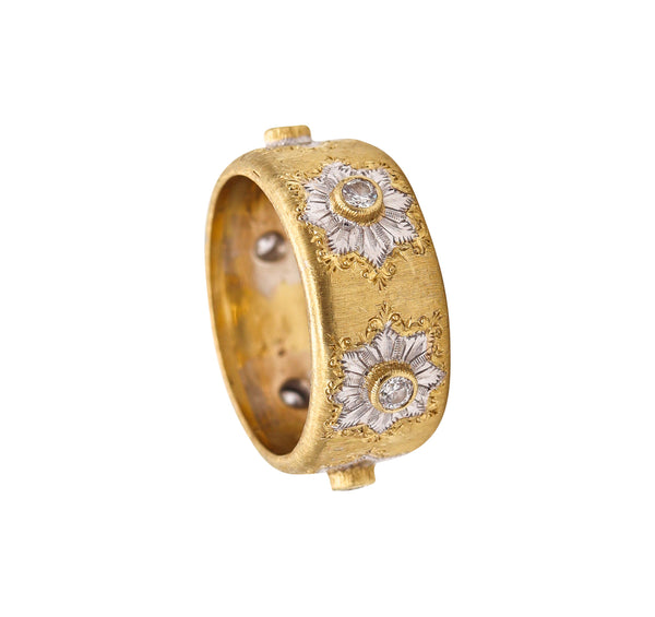Buccellati Milano Textured Band Ring In Solid 18Kt Gold With Round Diamonds