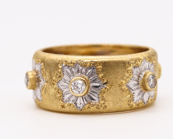 Buccellati Milano Textured Band Ring In Solid 18Kt Gold With Round Diamonds