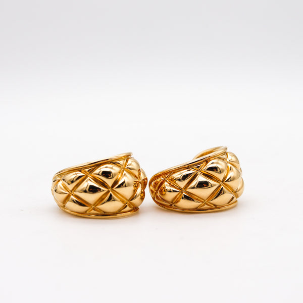 -Chaumet Paris 1970 Quilted Modernist Hoops Earrings In 18Kt Yellow Gold